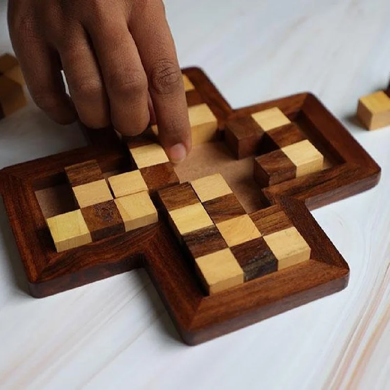 PLUS CHESSBOARD Pentominoes - Wooden Puzzle